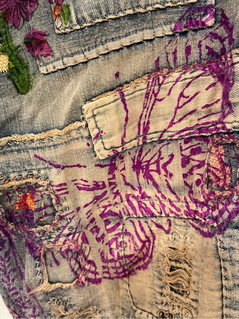 Magnolia Pearl Gray Denim Wide-Leg Jeans with Pink & Orange Embroidery - Picture 8 of 15